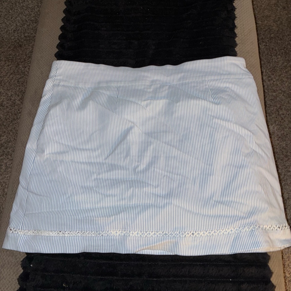 Crown & Ivy Blue and White Striped Skort